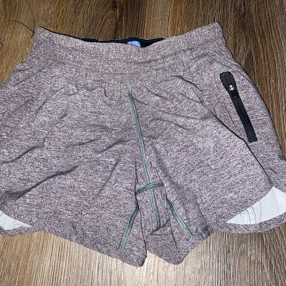 grey and black lululemon